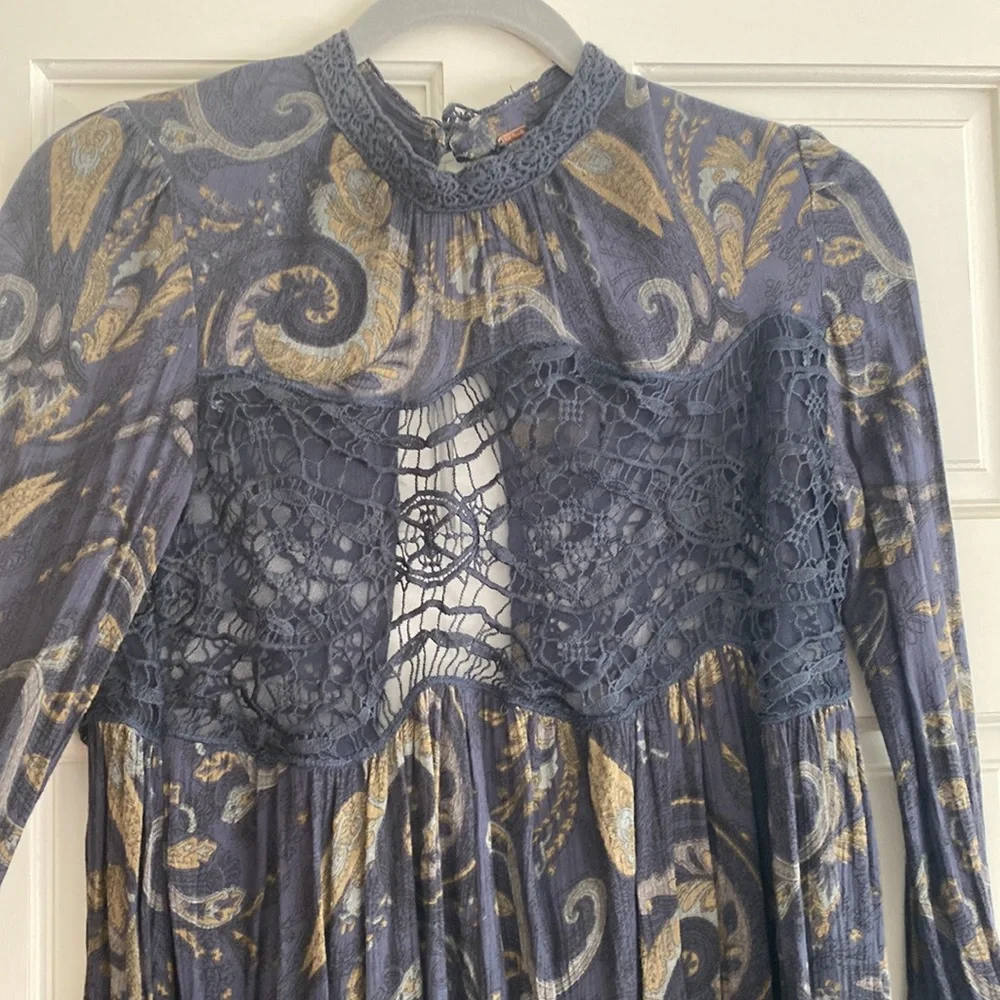 Free People Sweet Thing lace tunic long sleeve dress. Extra small